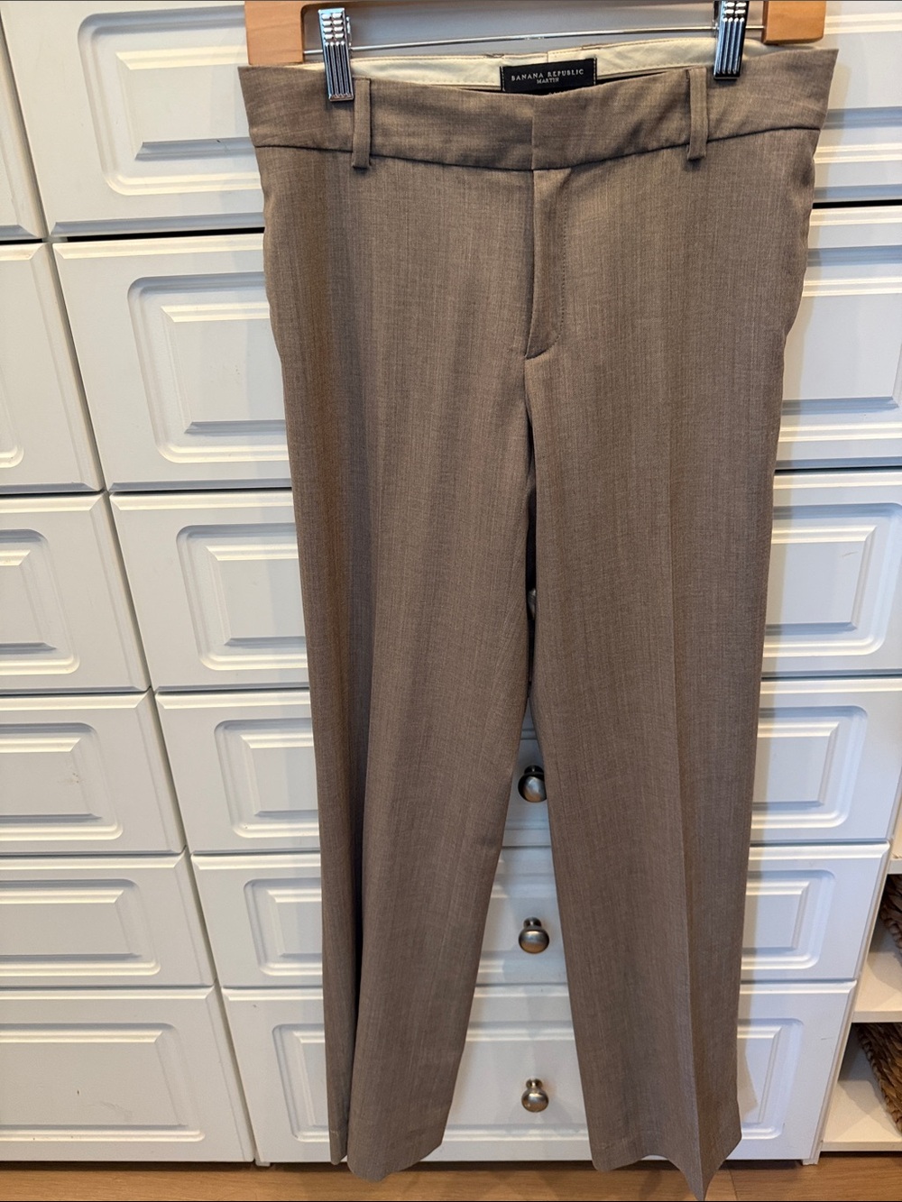 Banana Republic Gorgous Women’s Dress Pants in Taupe - Picture 4 of 8